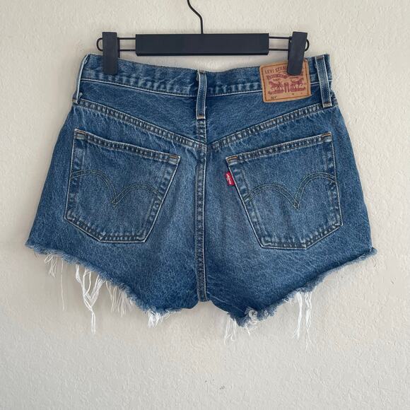 Levi’s 501 Denim Cut-Off Shorts Button Fly Cotton - Size 27 - Picture 3 of 5